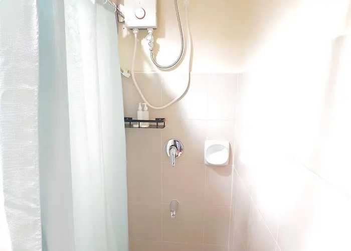 Apartment 2720t2 Avida Riala It Park Newly Furnished Unit Queen Bed *